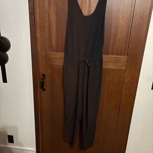 Patagonia Black Sleeveless JumpsuitPatagonia Fleetwood Jumpsuit